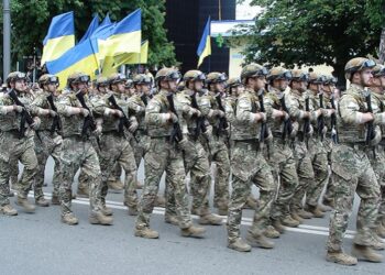 Il battaglione Azov: la legione nera del neofascismo ucraino