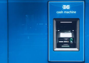 Lombardia. Il leghista e l’evasore