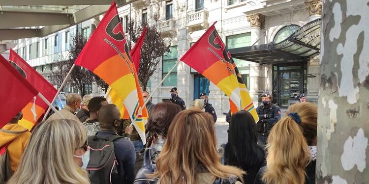 Privato: “Non si può cambiare appalto ogni quattro mesi!” Hotel Gallia e Ho Group/Keep Up: il lavoro ai tempi dell’outsourcing