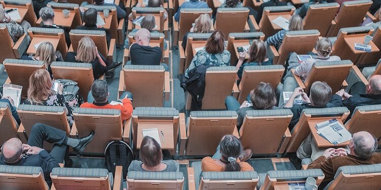 Valori aziendali. Coaching e PNL al servizio del capitalismo