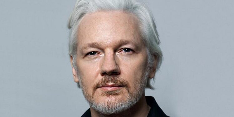 Gli Stati Uniti contro Julian Assange