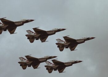 La guerra che fingiamo non ci sia