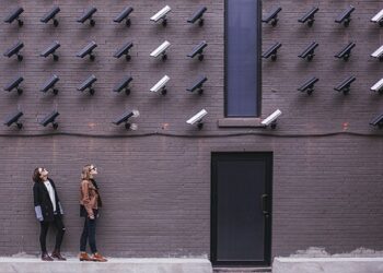IA e privacy. Il diritto di essere lasciati soli