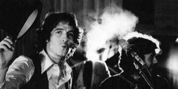 E cantava le canzoni. Contro le traduzioni rassicuranti delle canzoni di Rino Gaetano