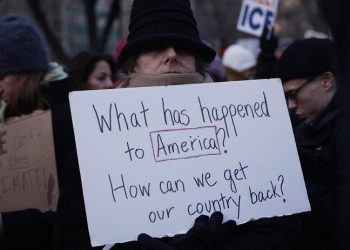 Libertà vs sottomissione. Desiderio di autoritarismo